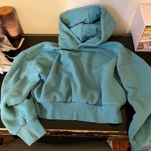 Cropped hoodie